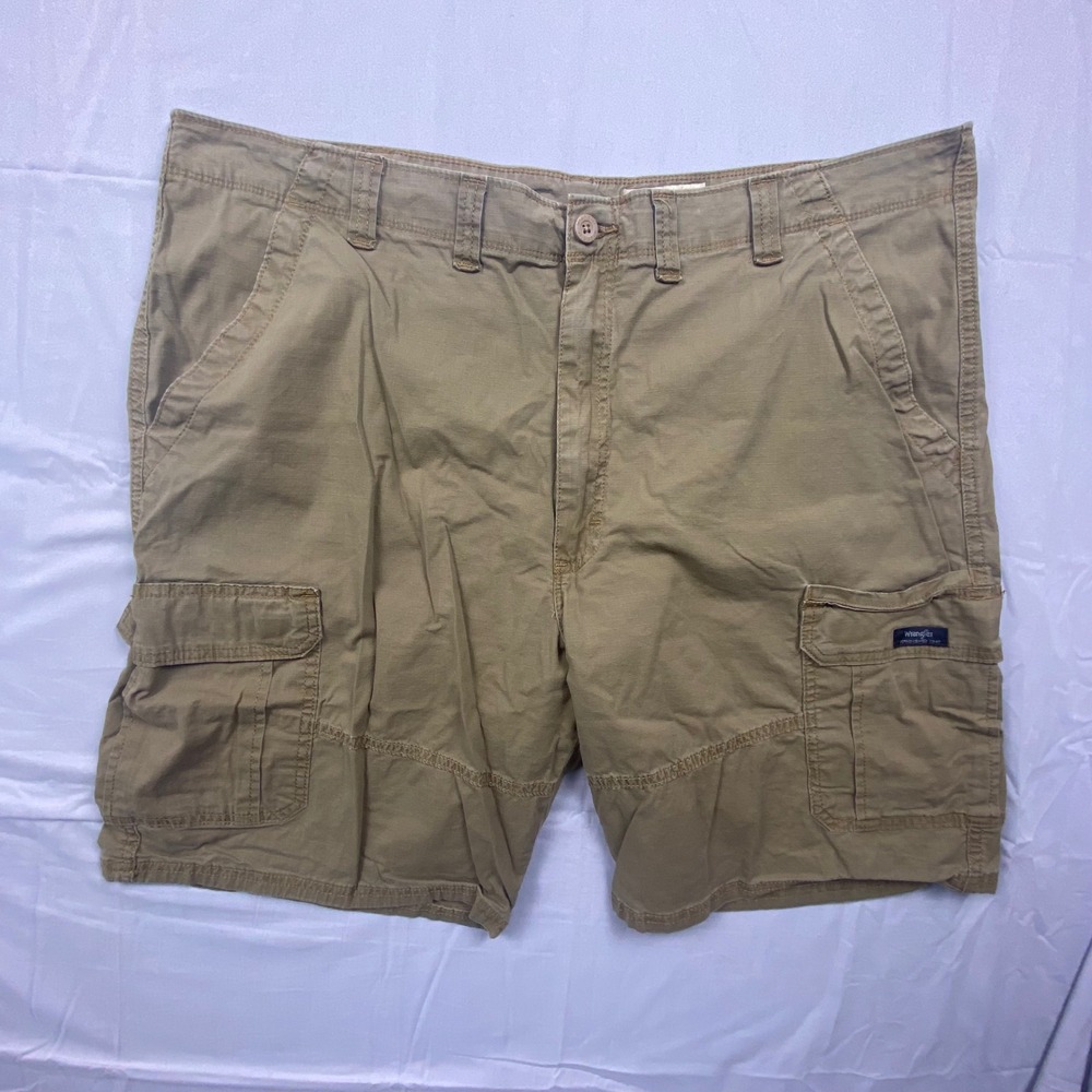 Wrangler Relaxed Fit Mens Cargo Shorts 44 Khaki Ripstop Utility Outdoor Hiking